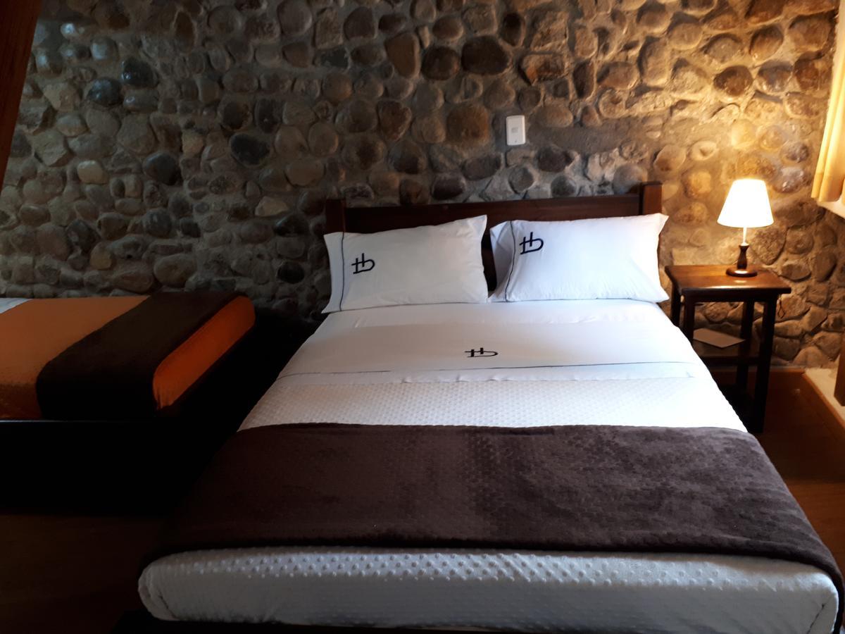 Ecohotel Bordones Isnos Exterior photo
